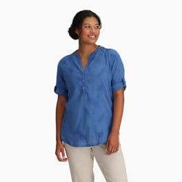 Royal Robbins Women’s Shirts Blue Model Close-up 81828